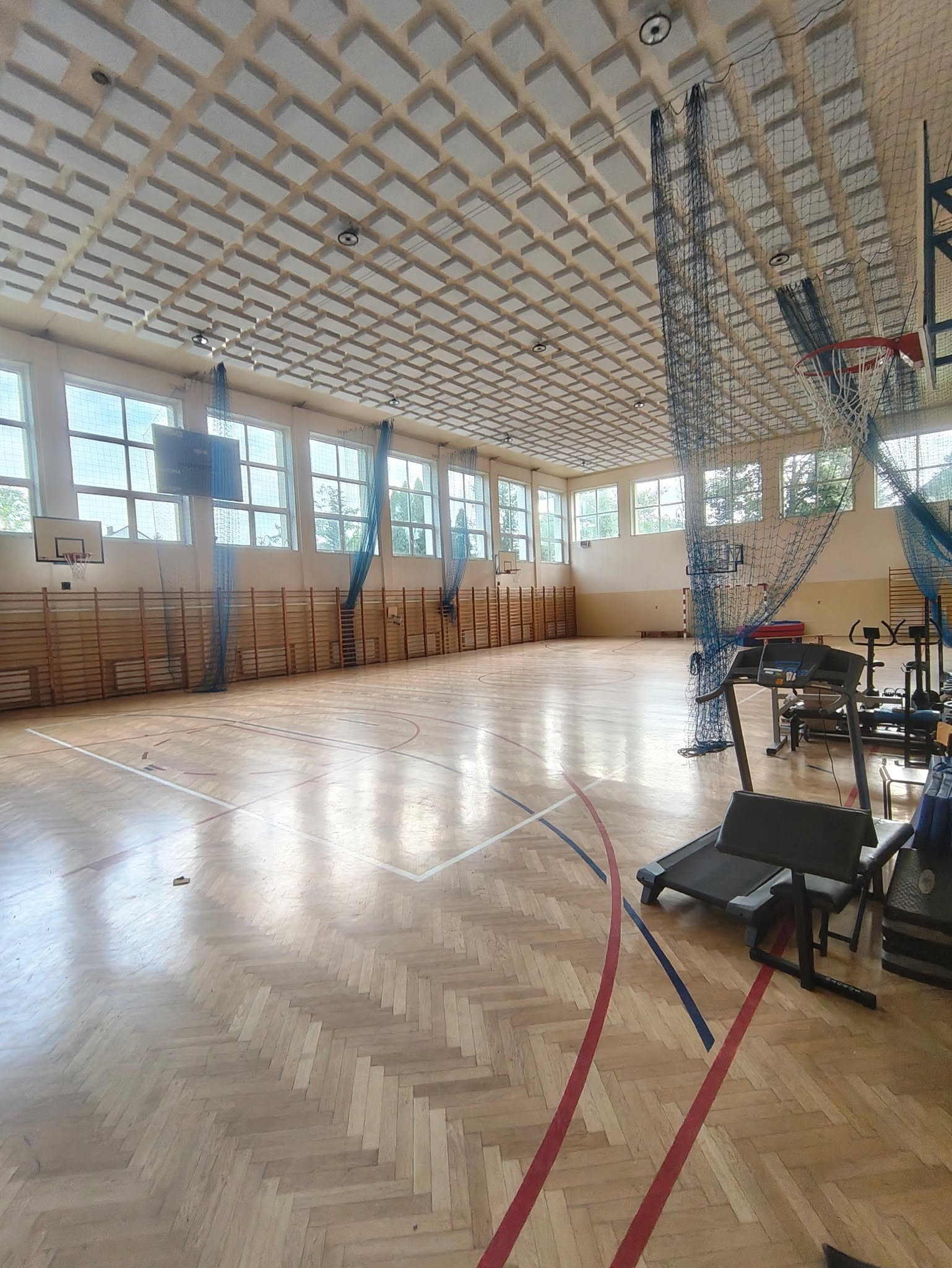 Remont sali lekcyjnej — szkoła Grodzisk Mazowiecki