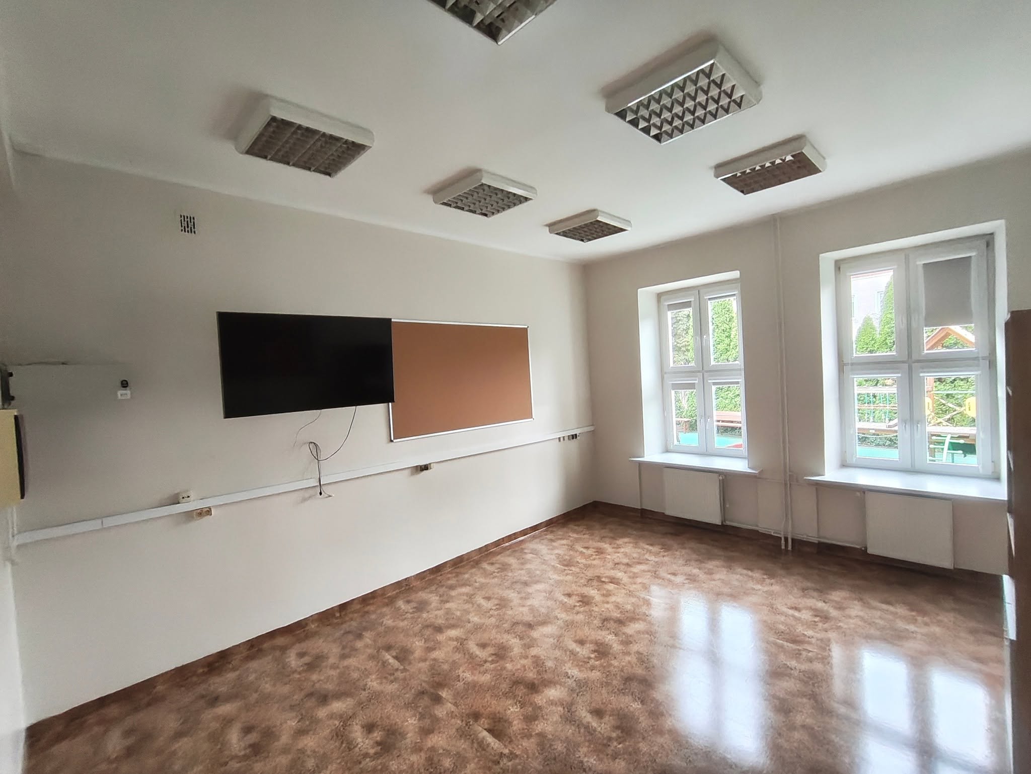 Remont szatni — szkoła Grodzisk Mazowiecki